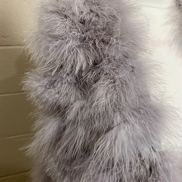 BLUE TASSEL: NWT Faux Fur Knit Vest - Picture 7 of 9